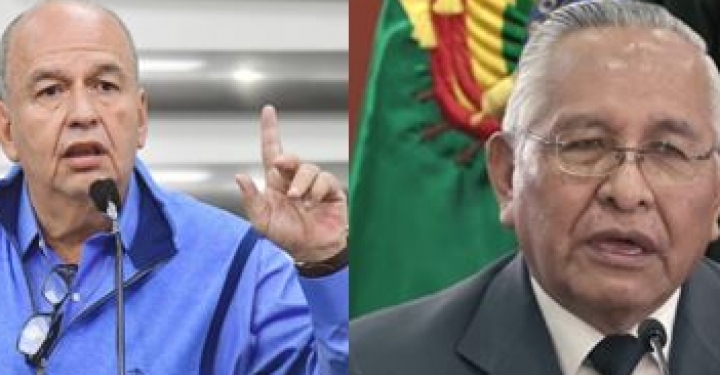Los esministros Arturo Murillo y Víctor Hugo Cádernas. (Brújula Digital)