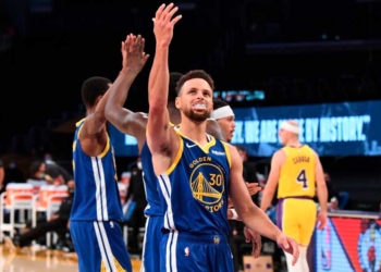 Stephen Curry desbarata a unos Lakers demasiado confiados | Foto Gigantes del Basket