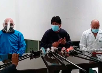 Dan alta médica a Evo Morales después de su tratamiento contra el COVID-19