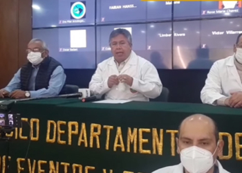 Médicos aprueban paro nacional indefinido; Larrea dice que La Paz ingresa desde este sábado | Foto: Opinión