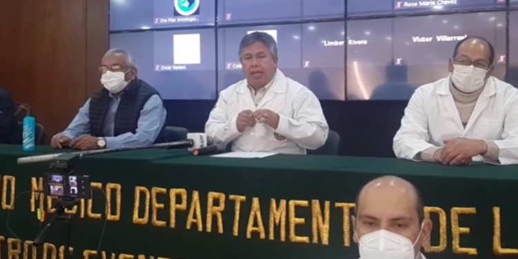 Médicos aprueban paro nacional indefinido; Larrea dice que La Paz ingresa desde este sábado | Foto: Opinión