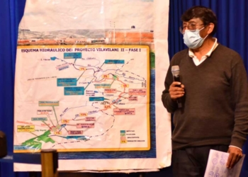 Conferencia de prensa Saúl Apaza, del Directorio de Cuenca de usuarios de las Aguas del Desaguadero-Mauri (DICUADEMA) | Foto ABI