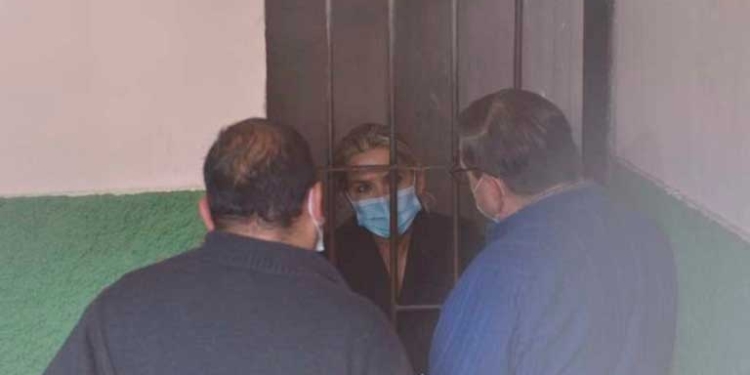 La expresidenta Jeanine Áñez en celdas de la FELCC en La Paz | Foto: Internet