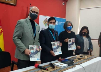 Ministro de Educación, Adrián Quelca junto a representantes de la ONU y UNICEF | Foto: Min. Educación