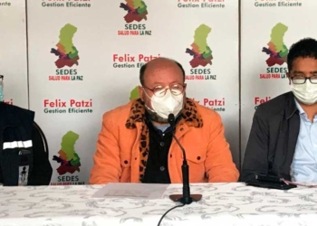 Dr Ramiro Narváez Director Técnico SEDES y Dr. Mayber Aparicio Jefe de la Unidad de Epidemiología del SEDES La Paz.