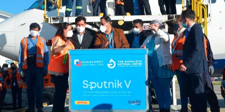 Bolivia recibe las primeras 20 mil dosis de la vacuna Sputnik-V | Foto: RRSS