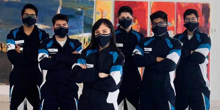 Equipo VEMEC (Vehículos Mecatrónicos) de la Universidad Católica Boliviana | Foto: RRSS