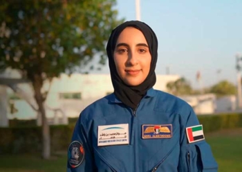 La ingeniera Nura al Matrushi ha sido elegida para convertirse en la primera mujer de Emiratos Árabes Unidos | Foto: NASA