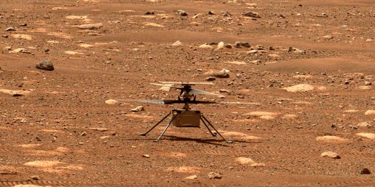 NASA’s Ingenuity helicopter unlocked its blades
El helicóptero Ingenuity de la NASA desbloqueó sus aspas, lo que les permitió girar libremente, el 7 de abril de 2021, el 47º día marciano, o sol, de la misión. Esta imagen fue captada por el generador de imágenes Mastcam-Z a bordo del rover Perseverance Mars de la NASA en el siguiente sol, el 8 de abril de 2021 | Foto: NASA/JPL-Caltech