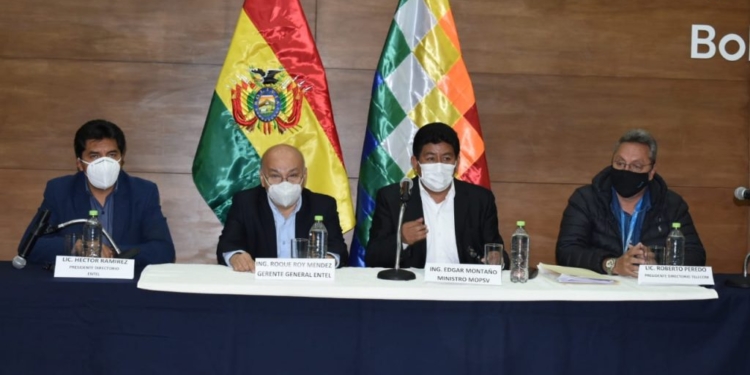 El ministro de Obras Públicas Edgar Montaño en conferencia de prensa- (Min. Ob. Públicas)