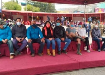 Activista francés, brigadistas, alcaldía y policía recolectaron más de 200 bolsas de basura del río Choqueyapu