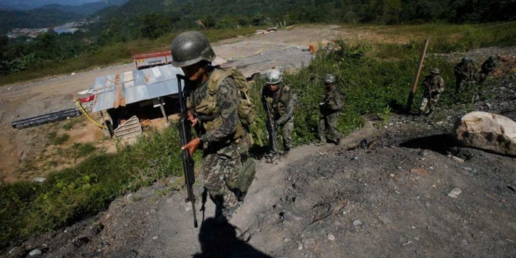 Militares en la región del VRAEM, donde tiene presencia la guerrilla maoísta Sendero Luminoso - EL COMERCIO / ZUMA PRESS