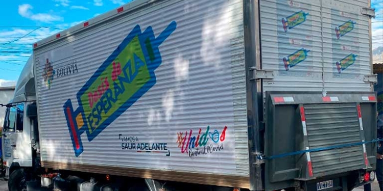 Llegan a Bolivia 100.620 vacunas Pfizer del mecanismo Covax