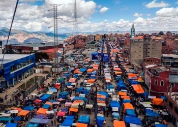 Feria 16 de julio de la ciudad de El Alto