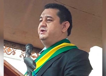Mauricio Viera Canido jura como nuevo alcalde de Concepción en Santa Cruz