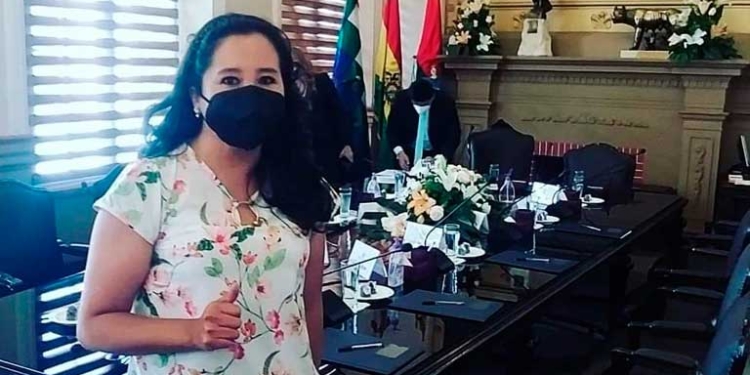 Denuncian que Secretaria de Educación del municipio de La Paz exige renuncia a funcionarios