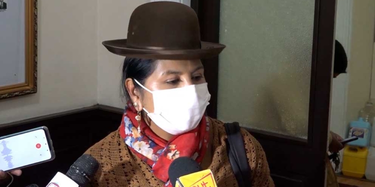 Bertha Acarapi, diputada del Movimiento Al Socialismo (MAS)