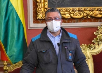 La multa por encender fogatas es de 500 UFV (Bs 1.185) y para los que generen incendios, hay reclusión, explicó el secretario Municipal de Gestión Ambiental, José Carlos Campero.