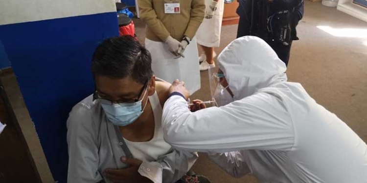 Vacunación masiva en La Paz