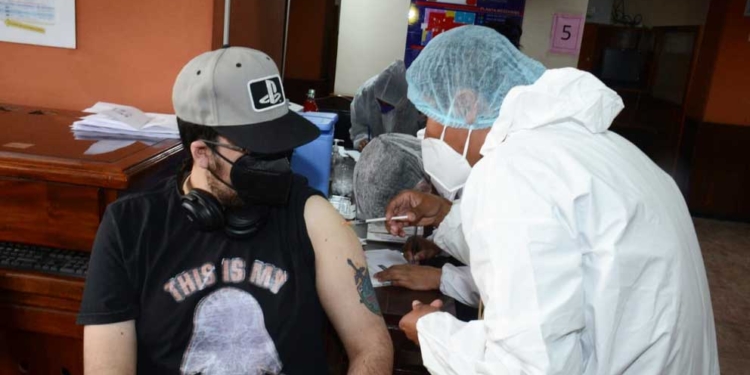 Gobierno anuncia que desde hoy 1 de julio se vacuna a mayores de 18 años de edad