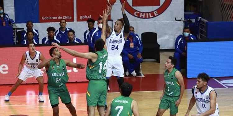 Toda la selección logra un gran punto conseguido por Reaves, que fue la figura del encuentro
