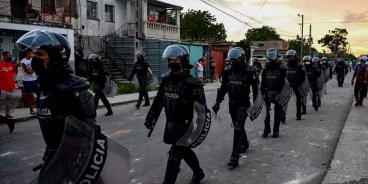 Boinas negras de Cuba