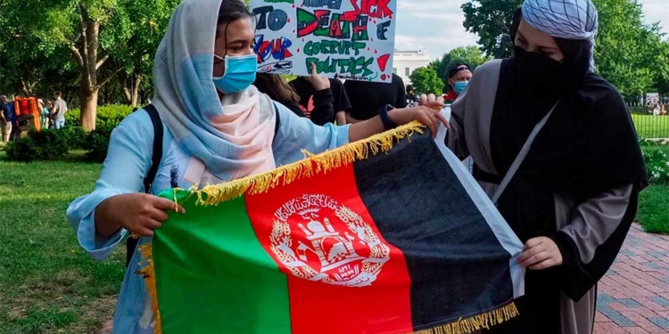 Marcha de afganos frente a la Casa Blanca para denunciar la toma de los talibán del país - Sue Dorfman/ZUMA Press Wire/dpa
