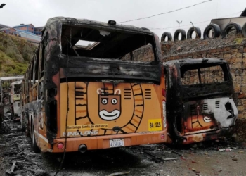 Buses Pumakataris quemados en jornadas de violencia del 2019
