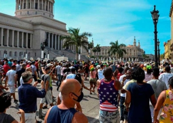 Cubanos se manifestaron ante el Capitolio el pasado domingo (Foto: AFP)