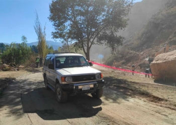 Alcaldía habilita paso vehicular y peatonal provisional sobre la ciclovía en Amor de Dios