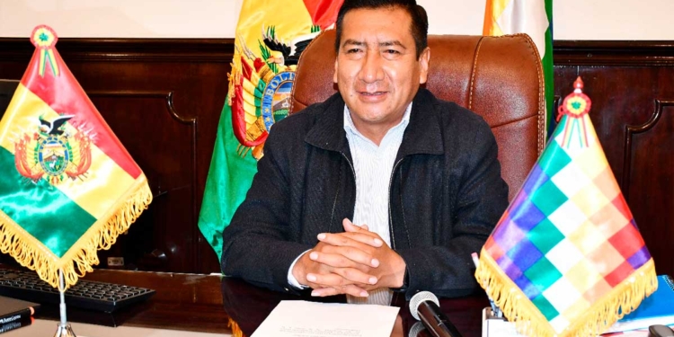 El presidente de la Cámara de Diputados, Freddy Mamani pasa por alto derechos constitucionales