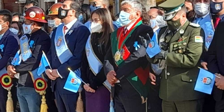 Autoridades ediles de La Paz y Cochabamba