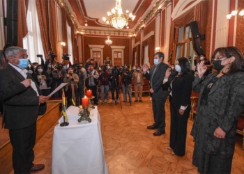 Alcalde de La Paz posesiona a subalcaldes Centro, Mallasa y Max Paredes