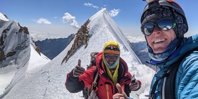 Montañista americano muere al escalar el Illimani