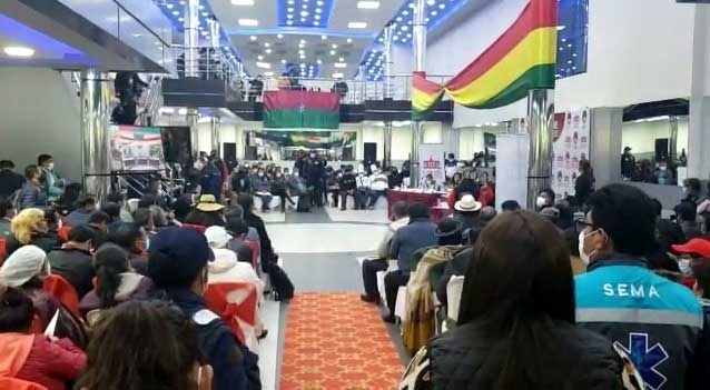 Declaración del alcalde sobre la aprobación de la canasta estudiantil