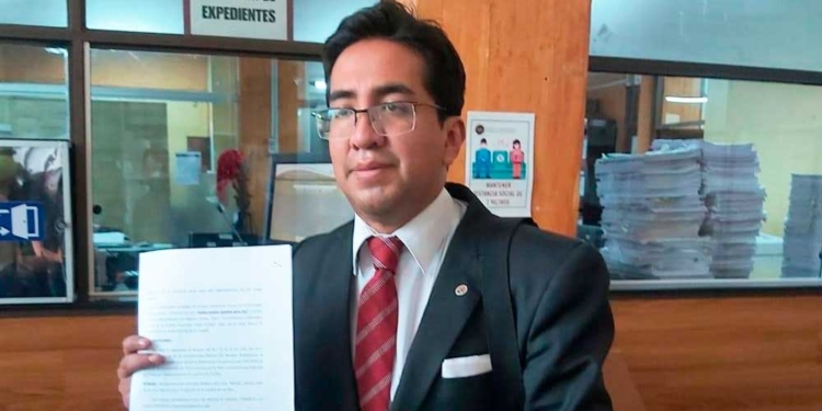 El abogado constitucionalista Williams Bascopé