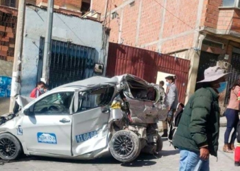 Accidente en Bajo Tacagua, Micro colisiona contra seis vehículos y deja 15 heridos