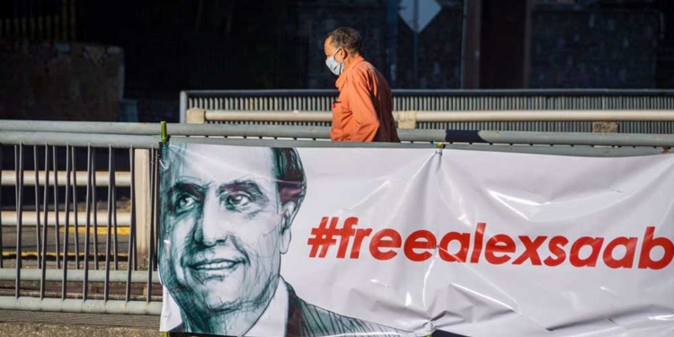 Pancarta a favor de la liberación de Alex Saab en Caracas - JIMMY VILLALTA / ZUMA PRESS / CONTACTOPHOTO