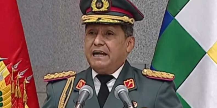 El general de División, Augusto García Lara juró como nuevo Comandante en Jefe Accidental de las Fuerzas Armadas (FFAA)