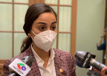 La diputada por la alianza política Comunidad Ciudadana (CC), Laura Luisa Nayar