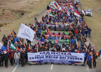 Marcha del oficialismo, avasalladores y grupos de choque del MAS desgasta imagen de Arce