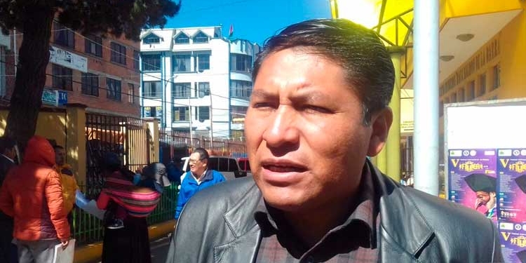 Diputado del MAS recomienda no cerrar fronteras ante variante ómicron