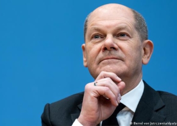 El Parlamento alemán elige a Scholz como canciller y cierra la era Merkel