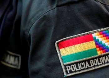 Denuncian que amenazan con dar de baja al hijo del líder de COMCIPO si no revela dónde está su padre
