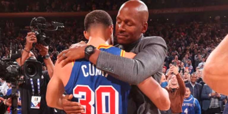 Nuevo record en la NBA, Stephen Curry supera a Ray Allen