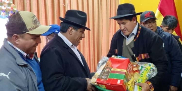 Sernap entrega canastones a afines al MAS y guardaparques denuncian que no recibieron dotaciones