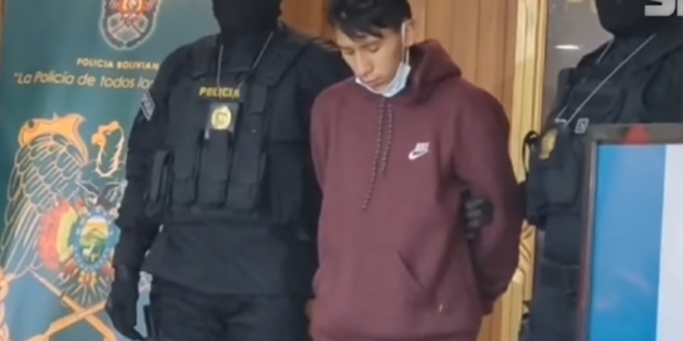 Sujeto viola a una menor en carpa que usaba para hacer fila de ingreso a cuartel