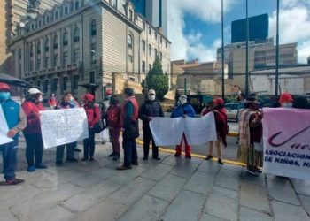 Alcaldía de La Paz retrocede en su intención de desalojar a niños con discapacidad "Jacha Uru”