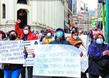 Juntas escolares anuncian marcha y huelga para exigir a Arias la atención de sus demandas