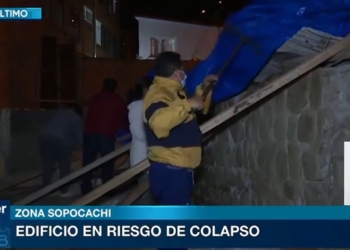 Vecinos lamentan falta de atención de la alcaldía de La Paz ante riesgo de colapso de edificio